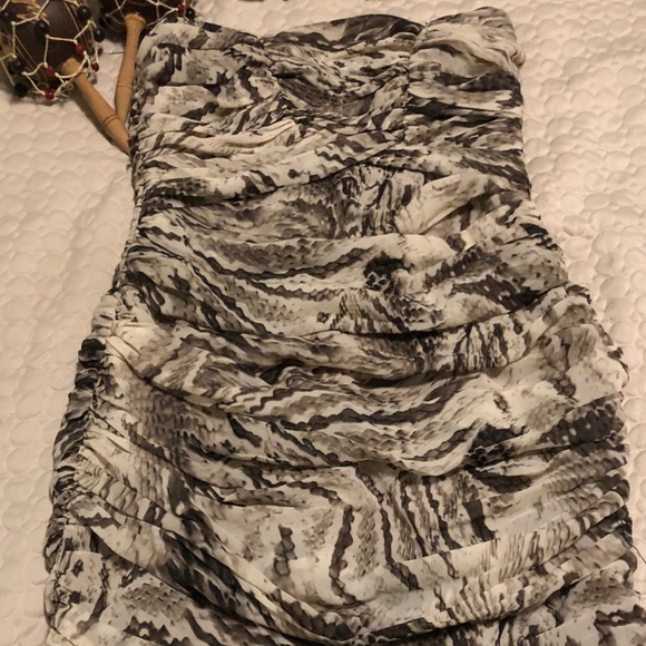 Le château summer dress - Picture 3 of 6